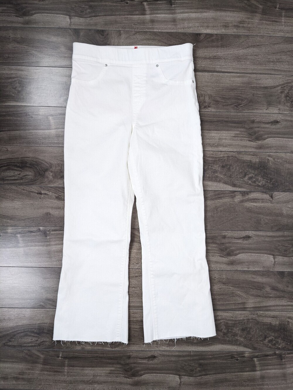 Spanx Women's White Jeans Size Medium Control Cropped Flare Capri